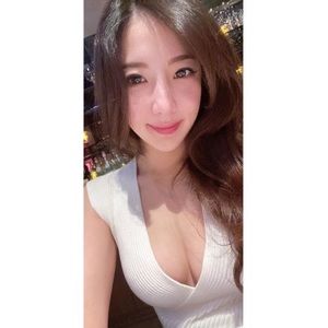 Meet your Posher, Faye